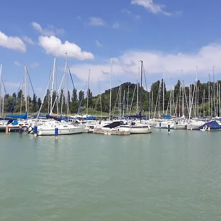 Apartman Lent A Parton - Balatonudvari
