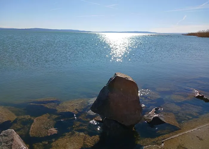 Lent A Parton - Appartement Balatonudvari