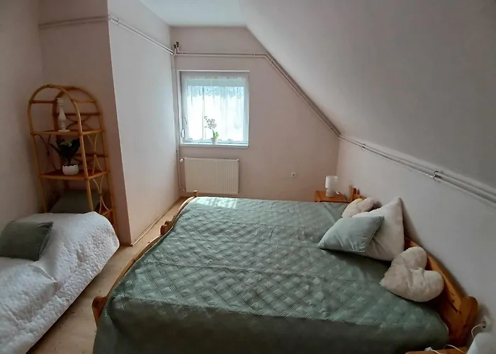 Lent A Parton - * בלטונודבארי