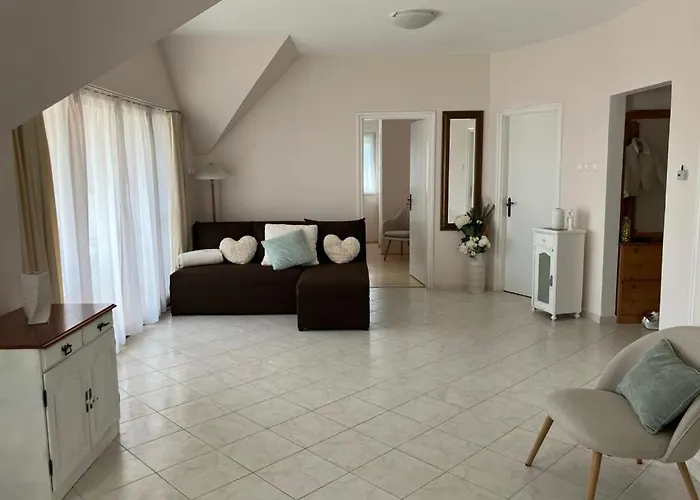 Lent A Parton - Appartement *